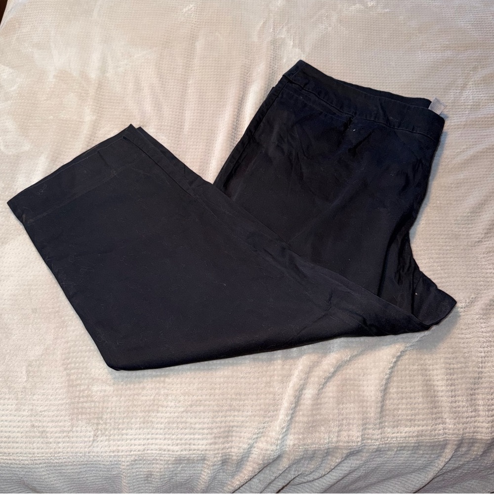 Avenue Women's Black Ankle Pants size 22